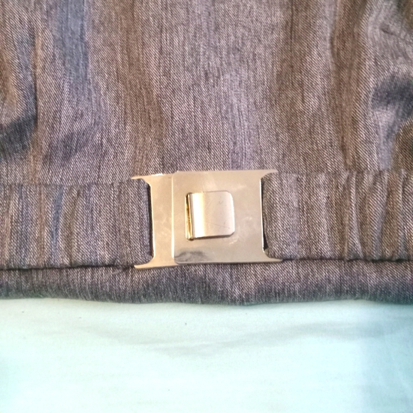 🩶🖤🤍 NWOT Womens Sandra Darren Dress Stripes 4P Office Interview Work Network - Picture 3 of 5